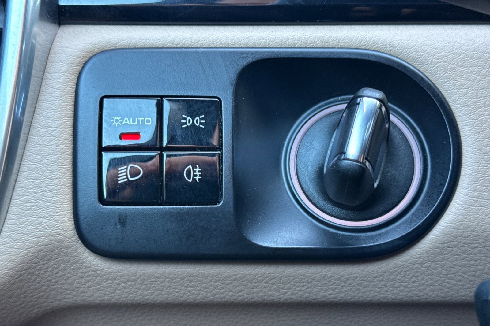 Used 2021 Porsche Cayenne AWD/4WD image 29