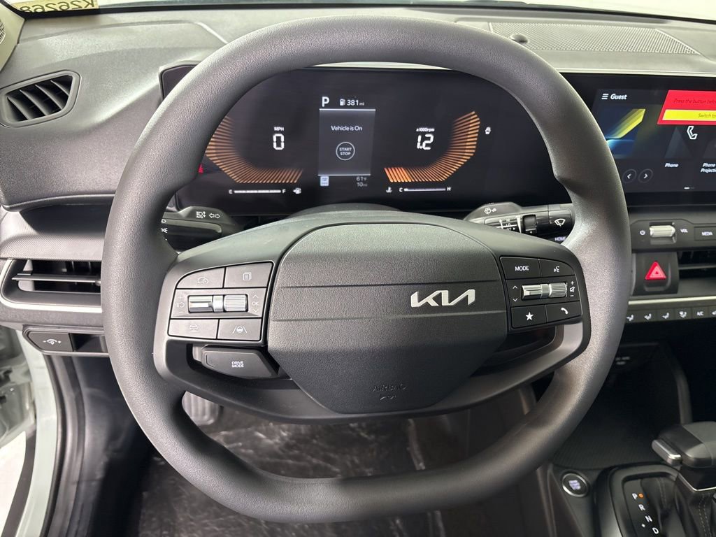 New 2026 Kia K4 LXS image 19