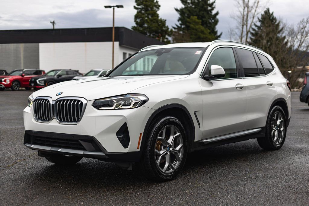 Used 2022 BMW X3 xDrive30i w/ Convenience Package image 4