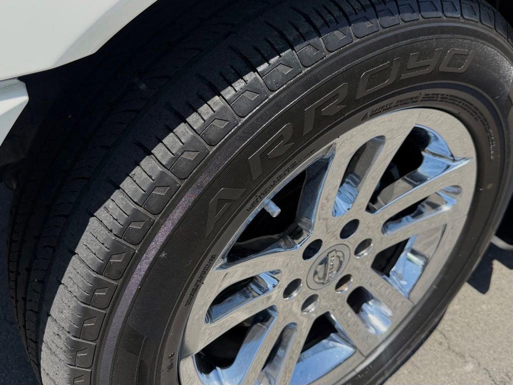 Used 2012 Nissan Titan SL w/ Texas Pkg RWD image 13