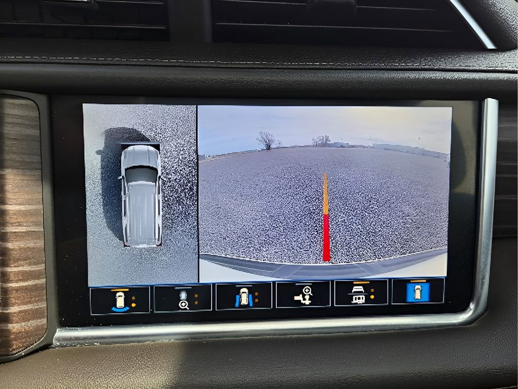 Used 2021 GMC Yukon XL Denali w/ Denali Ultimate Package image 19