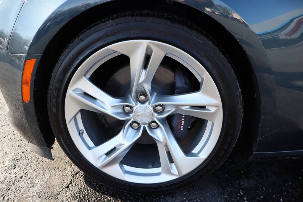 Used 2023 Chevrolet Camaro LT w/ Technology Package image 32