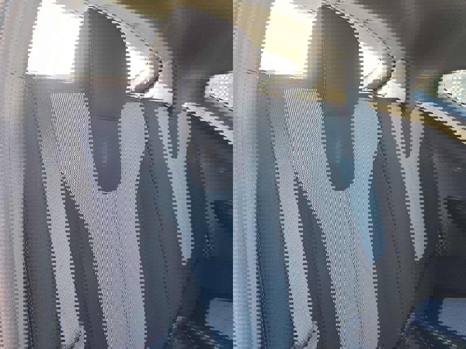 Used 2019 Hyundai Veloster 2.0 image 25