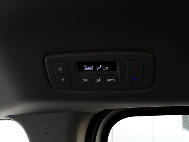 Used 2026 Kia Carnival LXS FWD image 34