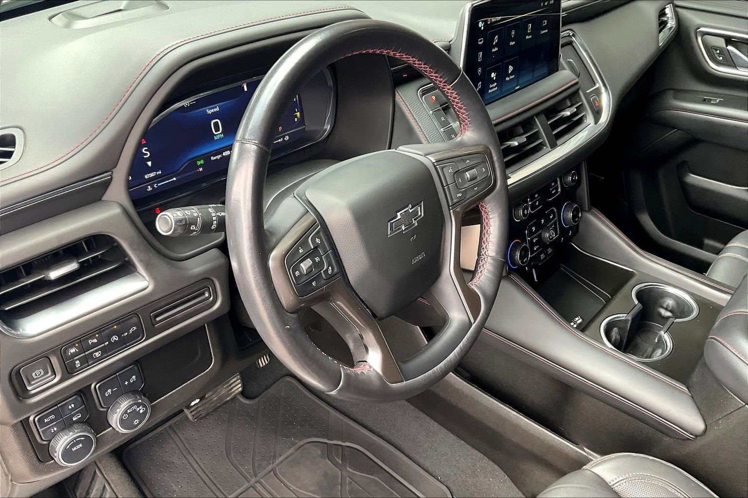 Used 2022 Chevrolet Suburban RST w/ Luxury Package image 15