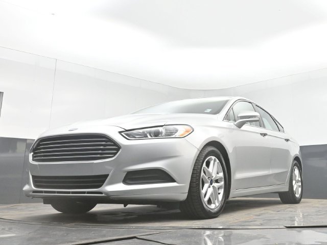 Used 2016 Ford Fusion SE FWD image 41