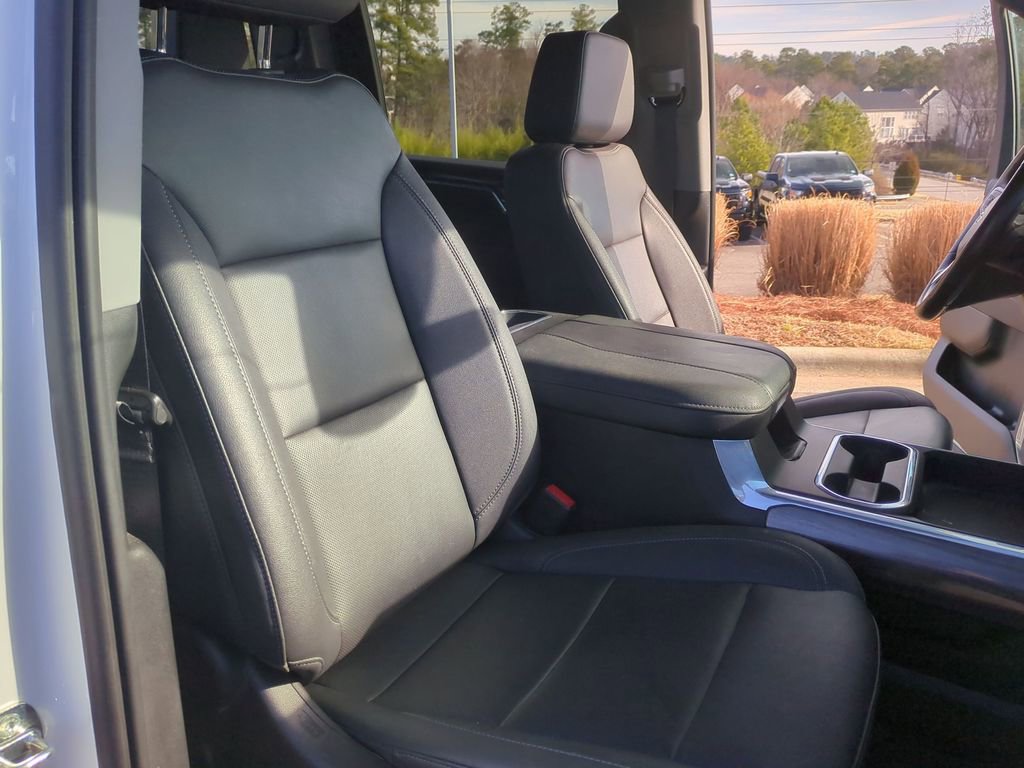 Used 2024 Chevrolet Silverado 2500 LTZ w/ LTZ Premium Package image 31
