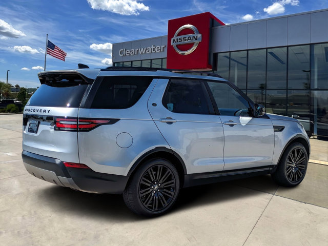 Used 2019 Land Rover Discovery HSE AWD/4WD image 3