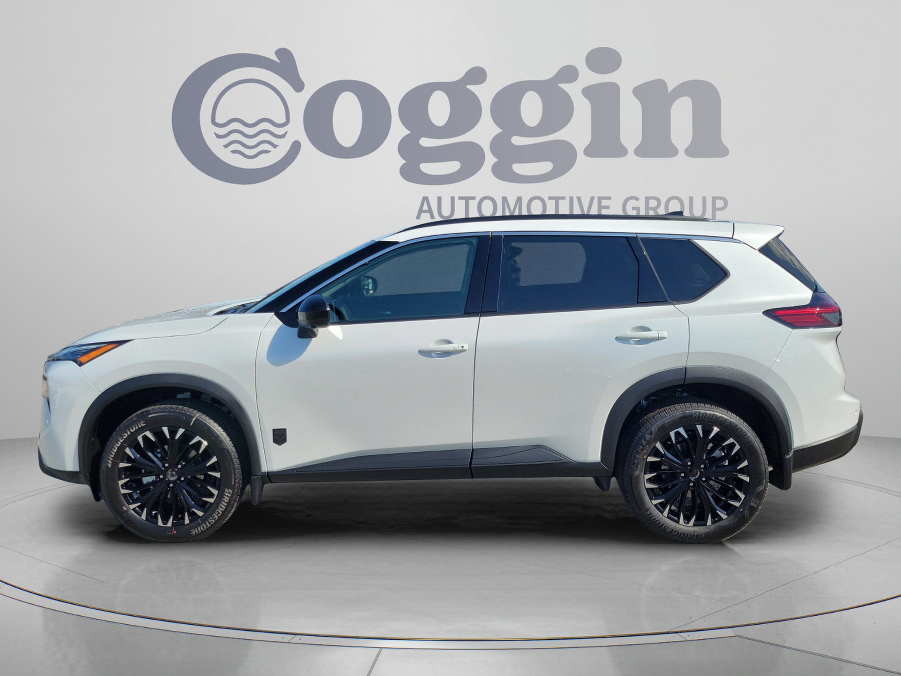 New 2026 Nissan Rogue Dark Armor FWD image 2