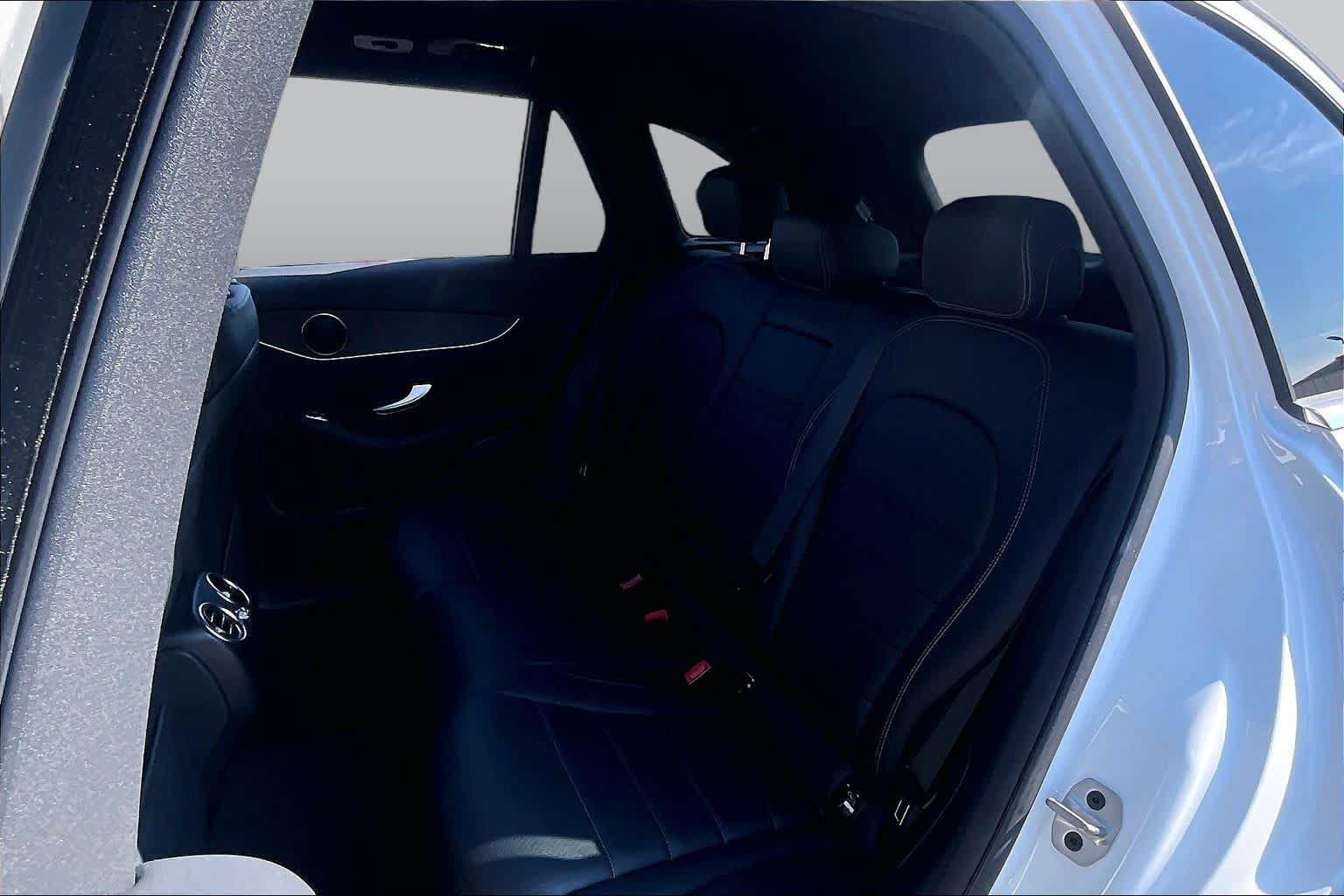 Used 2022 Mercedes-Benz GLC 300 4MATIC image 19