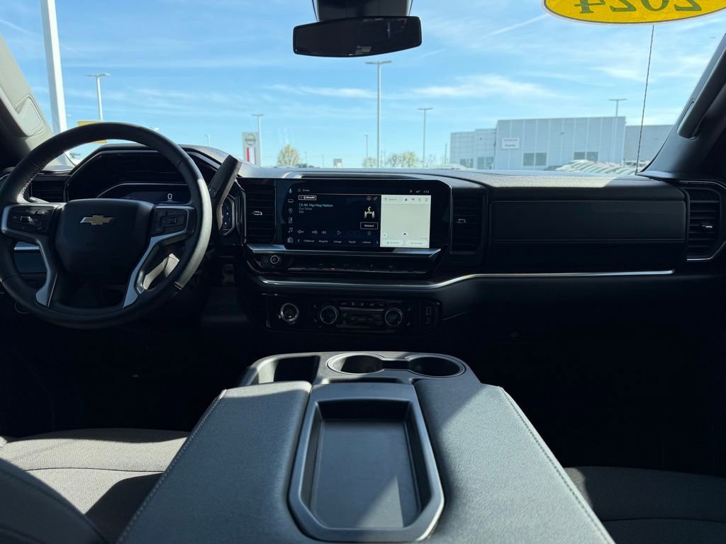 Used 2024 Chevrolet Silverado 1500 LT image 26
