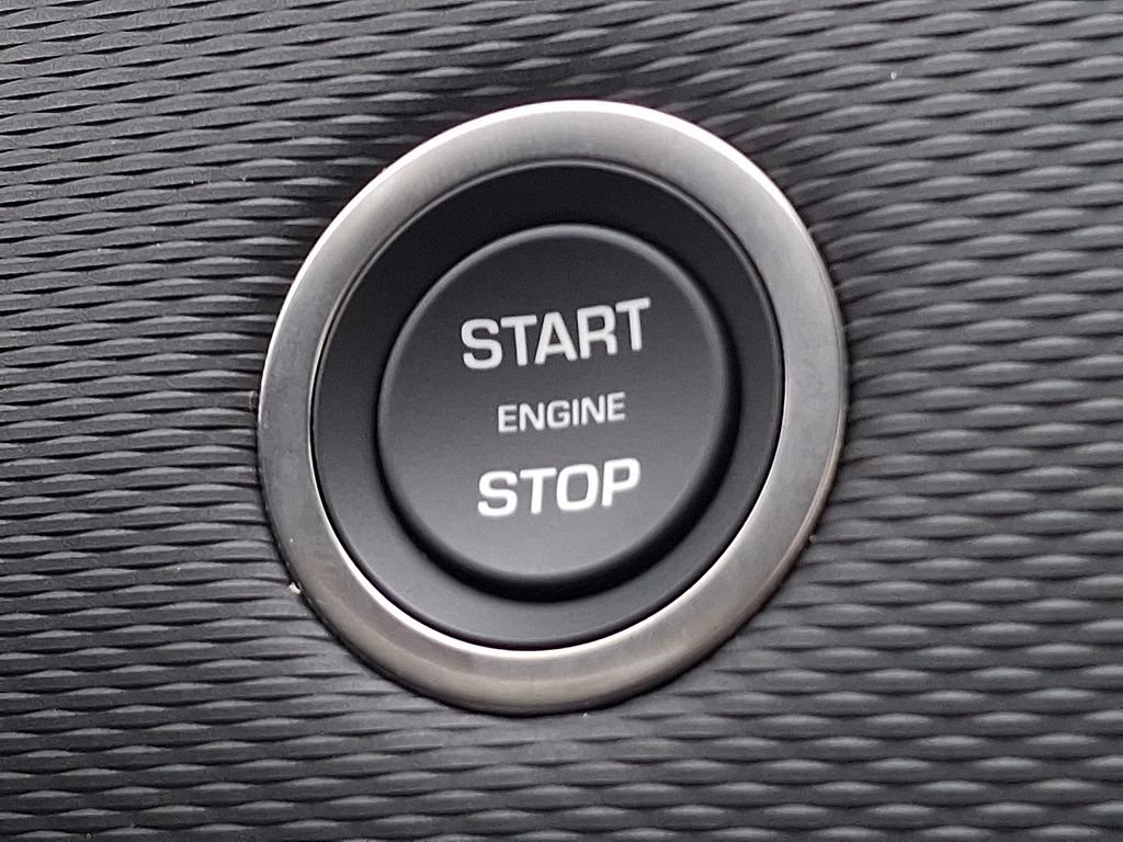 New 2026 Land Rover Discovery Sport Landmark AWD/4WD image 10