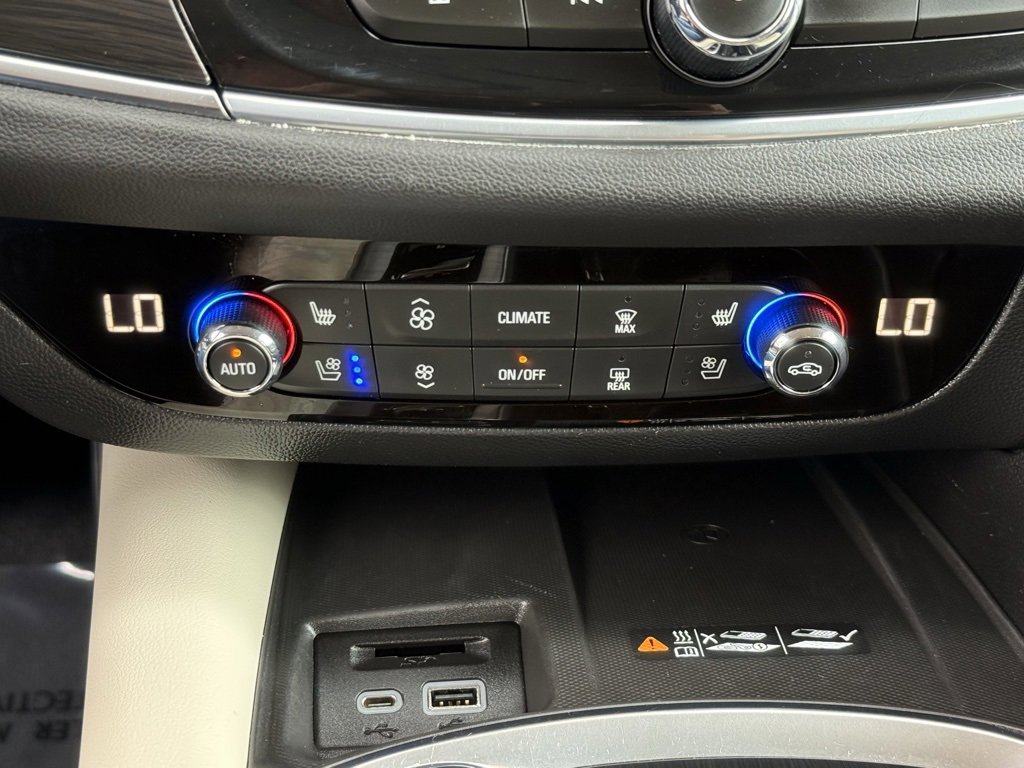 Used 2022 Buick Enclave Premium w/ Surround and Sites Package image 34