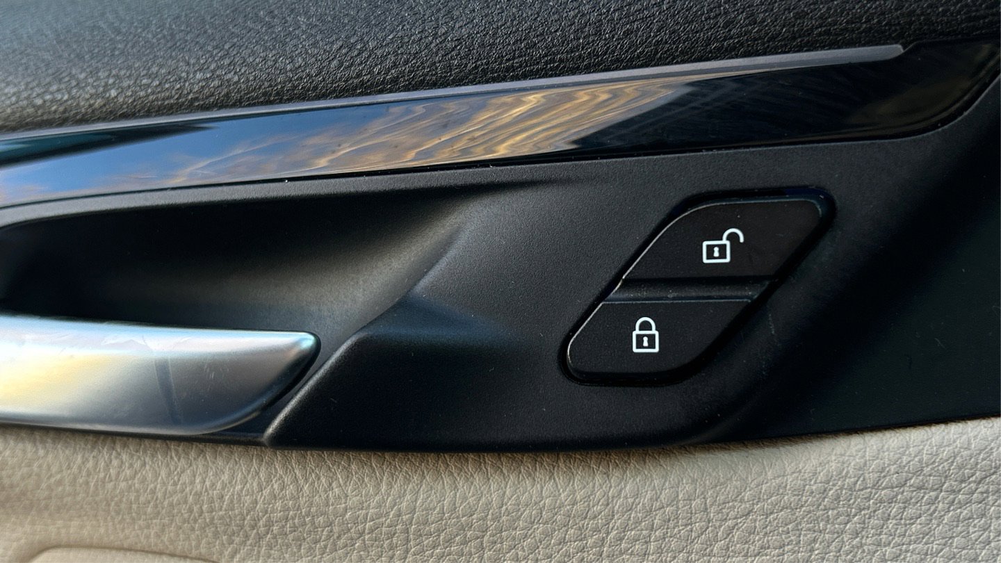 Used 2018 BMW X2 xDrive28i w/ M SportX Package image 46