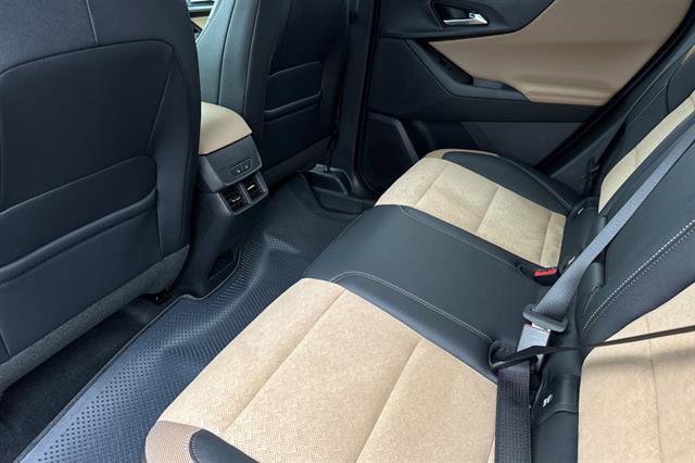 New 2026 Chevrolet Equinox ACTIV image 13