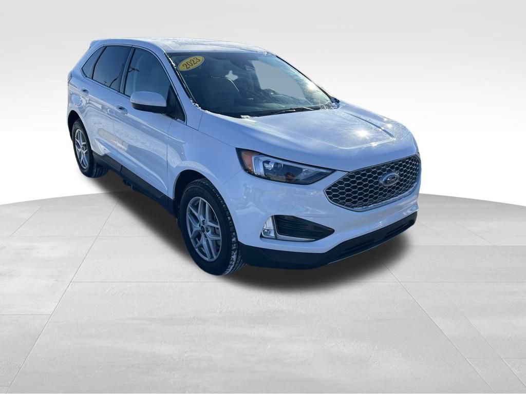 Used 2023 Ford Edge SEL w/ Convenience Package image 9