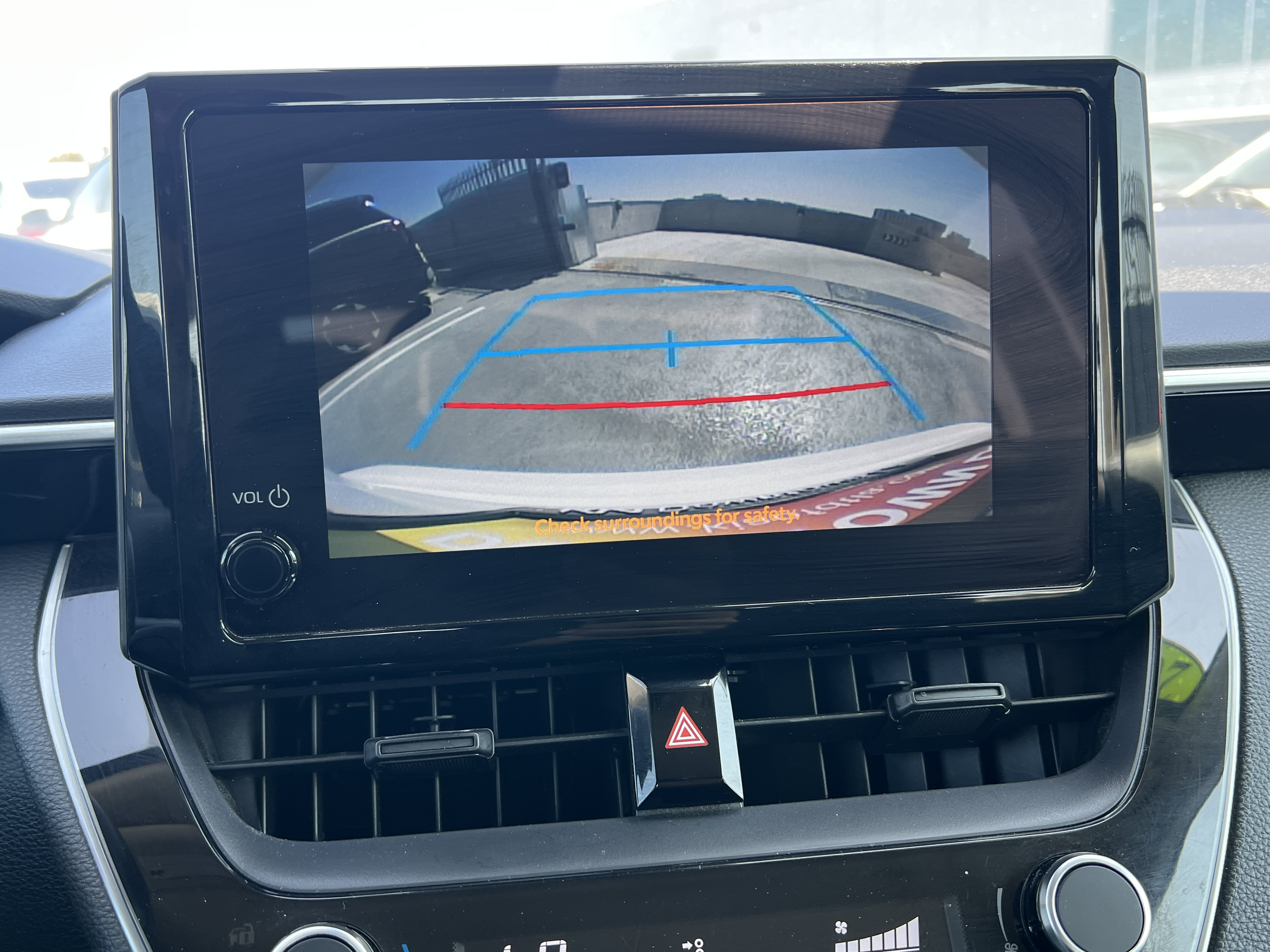 Used 2024 Toyota Corolla LE FWD image 31