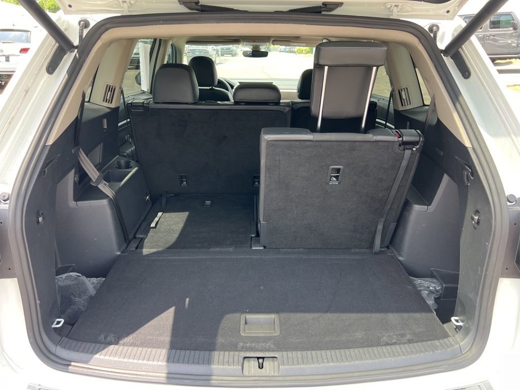 Used 2019 Volkswagen Atlas SEL R-Line FWD image 13