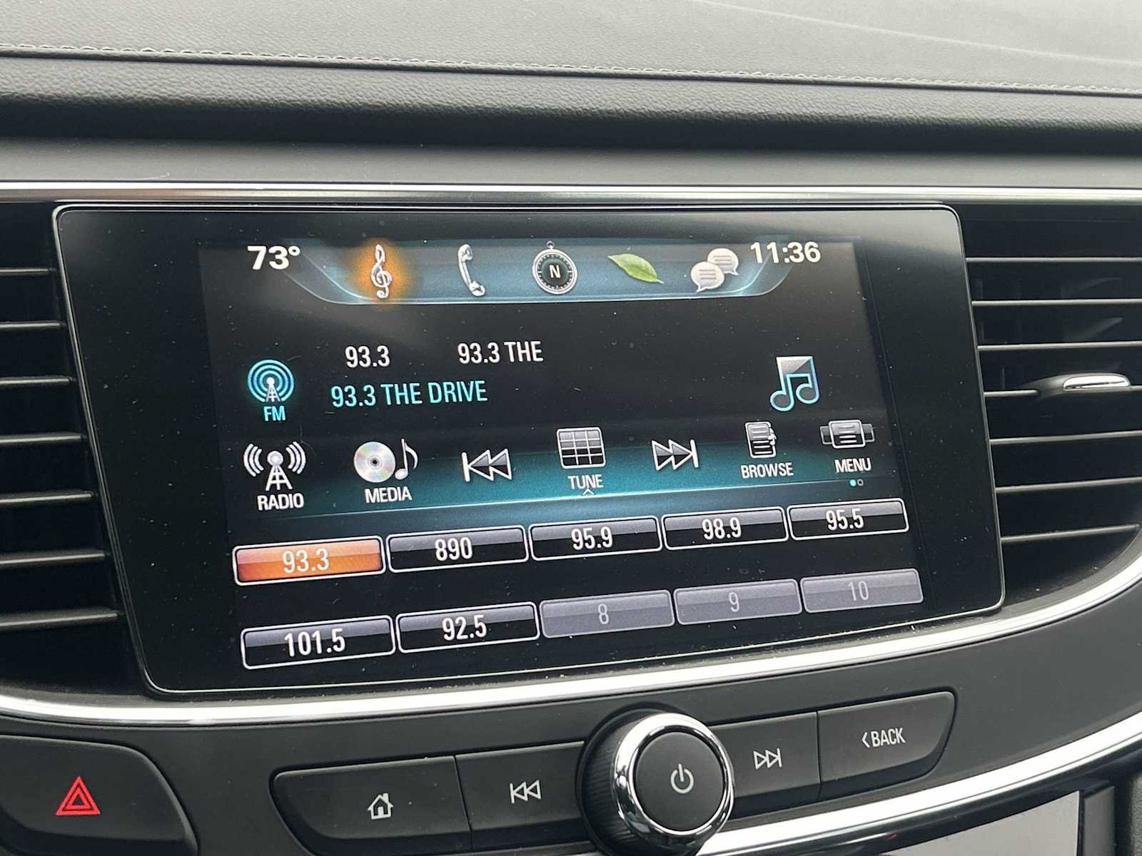 Used 2018 Buick LaCrosse Essence FWD image 14