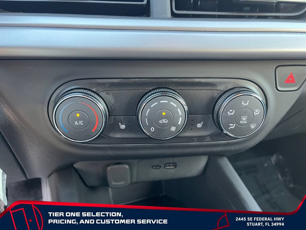Certified 2024 Chevrolet Trax RS FWD image 24