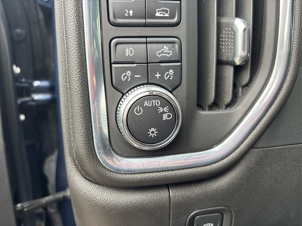 Used 2022 GMC Sierra 1500 Elevation image 24