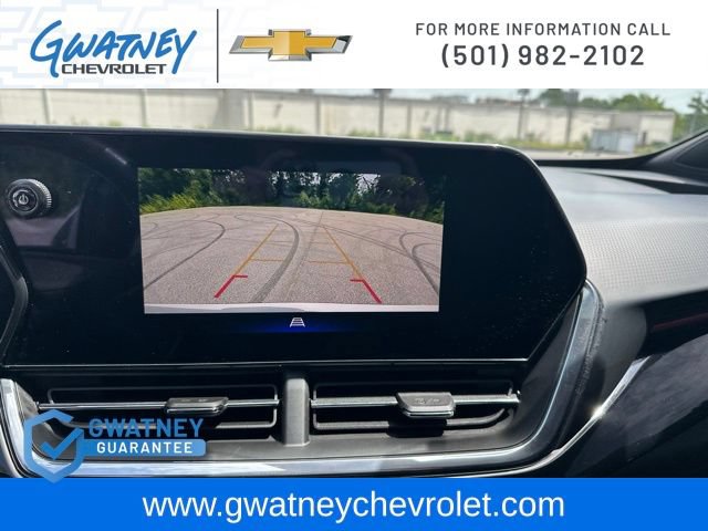 Used 2025 Chevrolet Trax RS w/ Sunroof Package FWD image 18