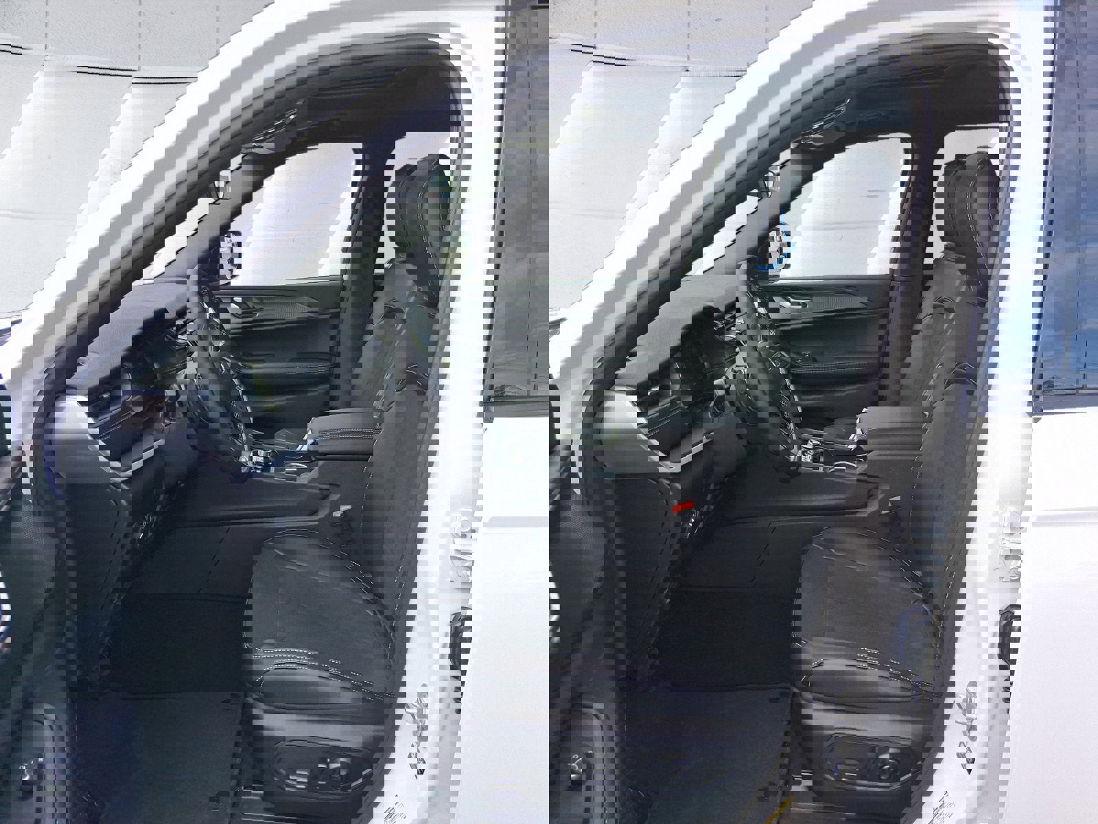 New 2025 Jeep Grand Cherokee L Altitude image 10