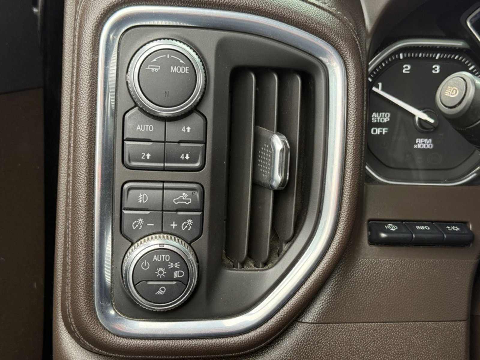 Used 2021 GMC Sierra 1500 Denali image 36