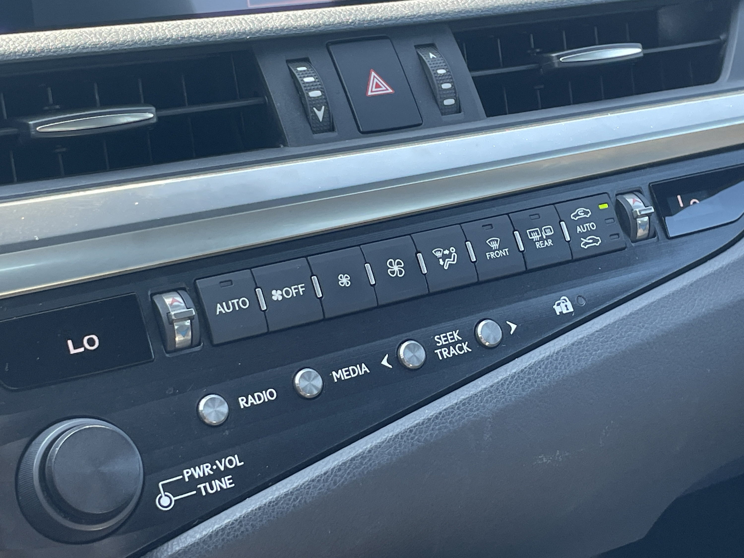 Used 2020 Lexus ES 350 F Sport w/ Accessory Package 2 FWD image 24