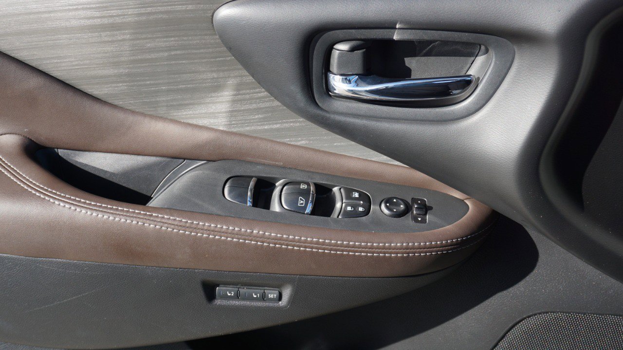 Used 2017 Nissan Murano Platinum w/ Platinum Technology Package image 24