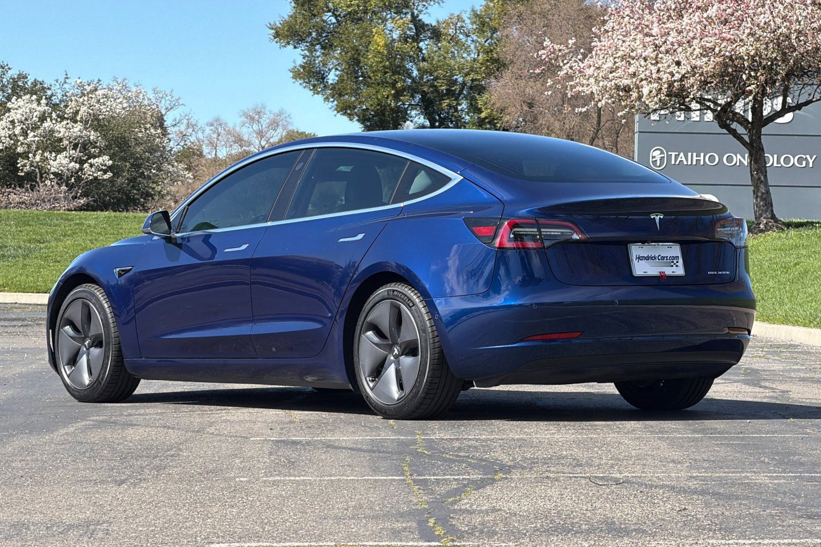 Used 2018 Tesla Model 3 Long Range image 7