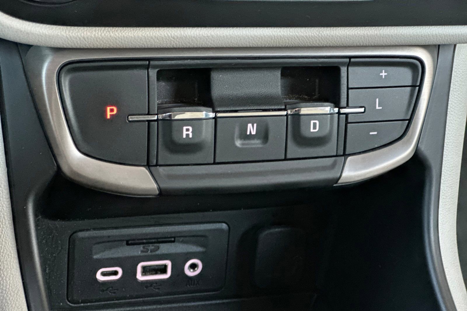 Certified 2022 GMC Terrain Denali image 23