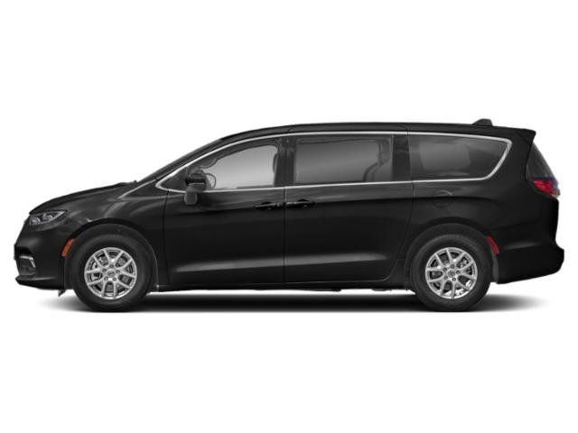 Used 2024 Chrysler Pacifica Touring-L image 3