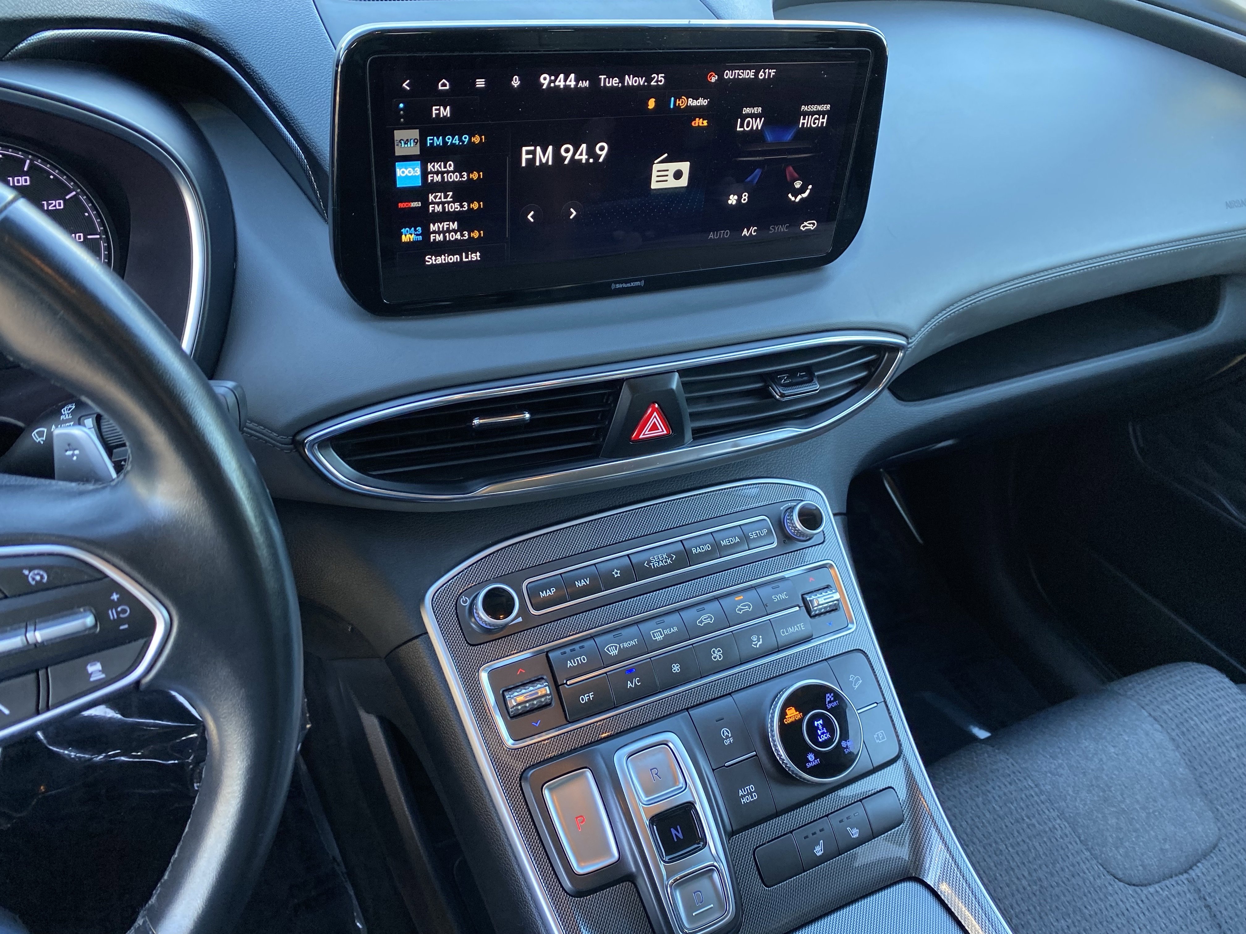 Used 2023 Hyundai Santa Fe SEL image 18