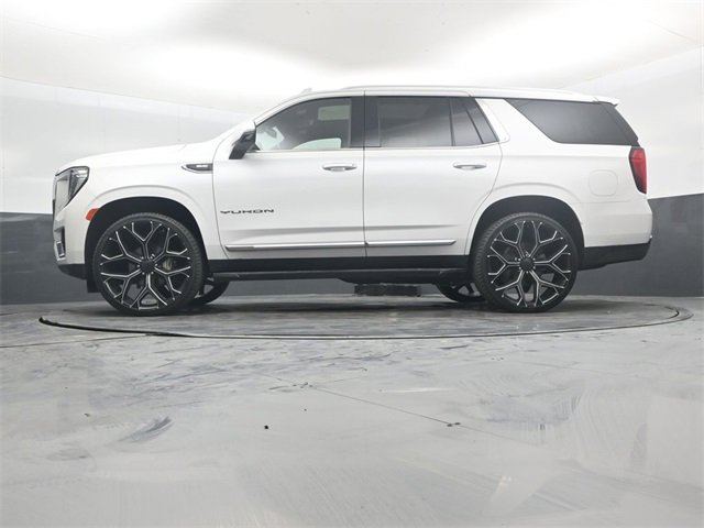 Used 2022 GMC Yukon SLT w/ SLT Luxury Package image 44