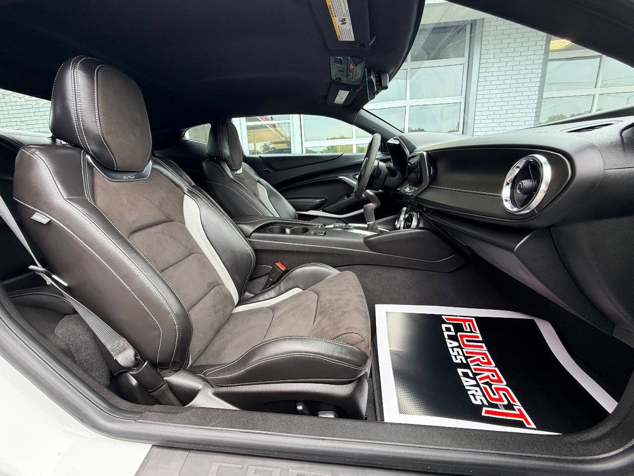 Used 2022 Chevrolet Camaro SS RWD image 34