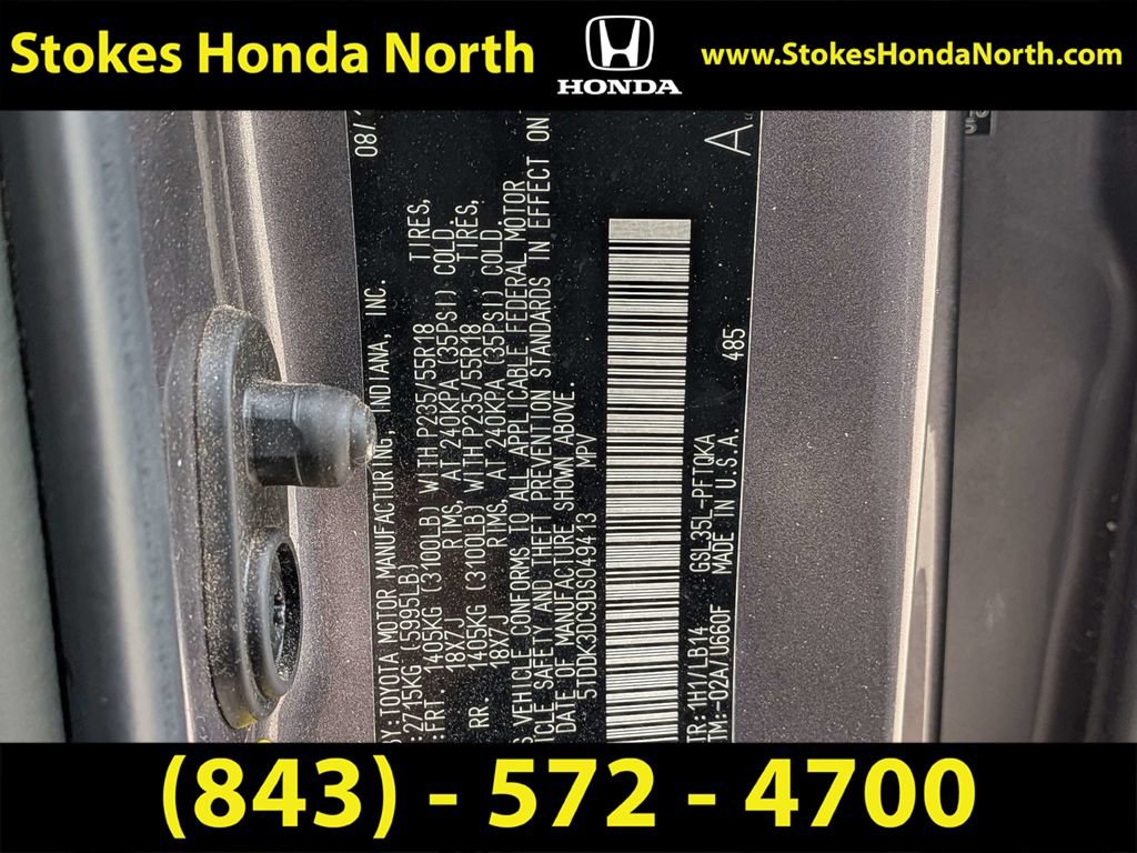 Used 2013 Toyota Sienna XLE w/ Entertainment Pkg AWD/4WD image 11