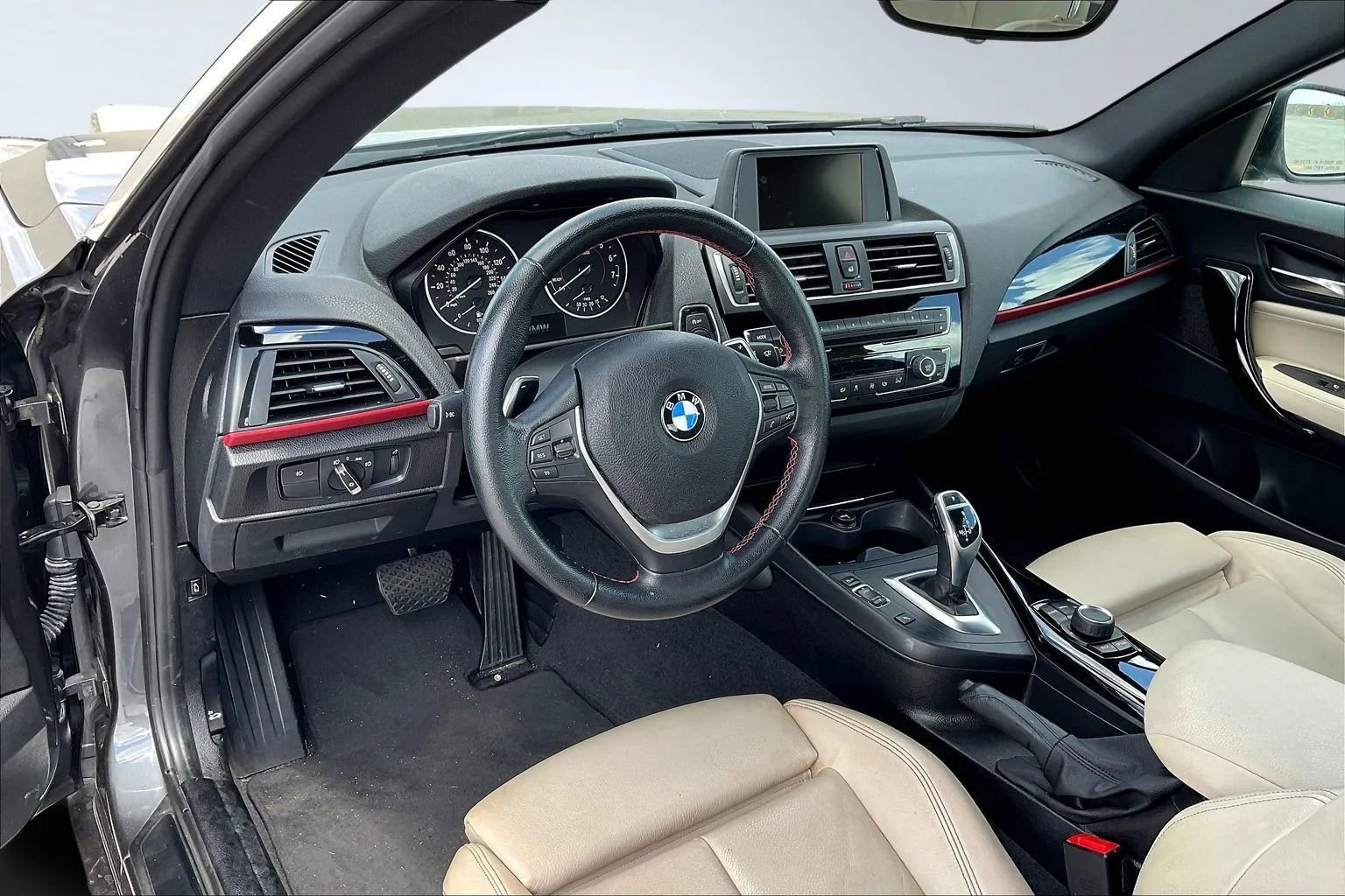 Used 2016 BMW 228i Coupe image 17