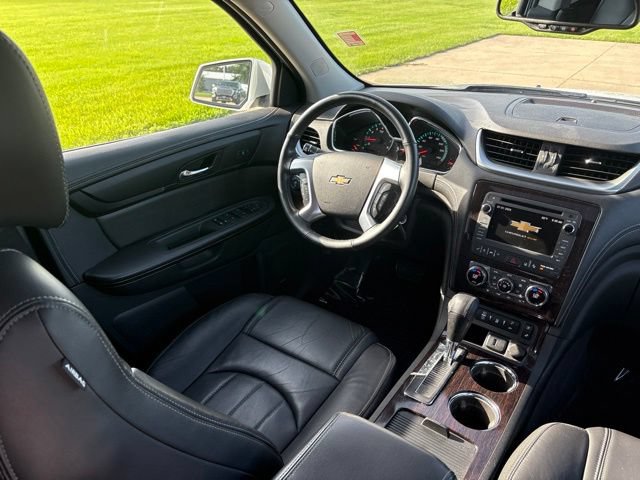 Used 2017 Chevrolet Traverse Premier AWD/4WD image 25