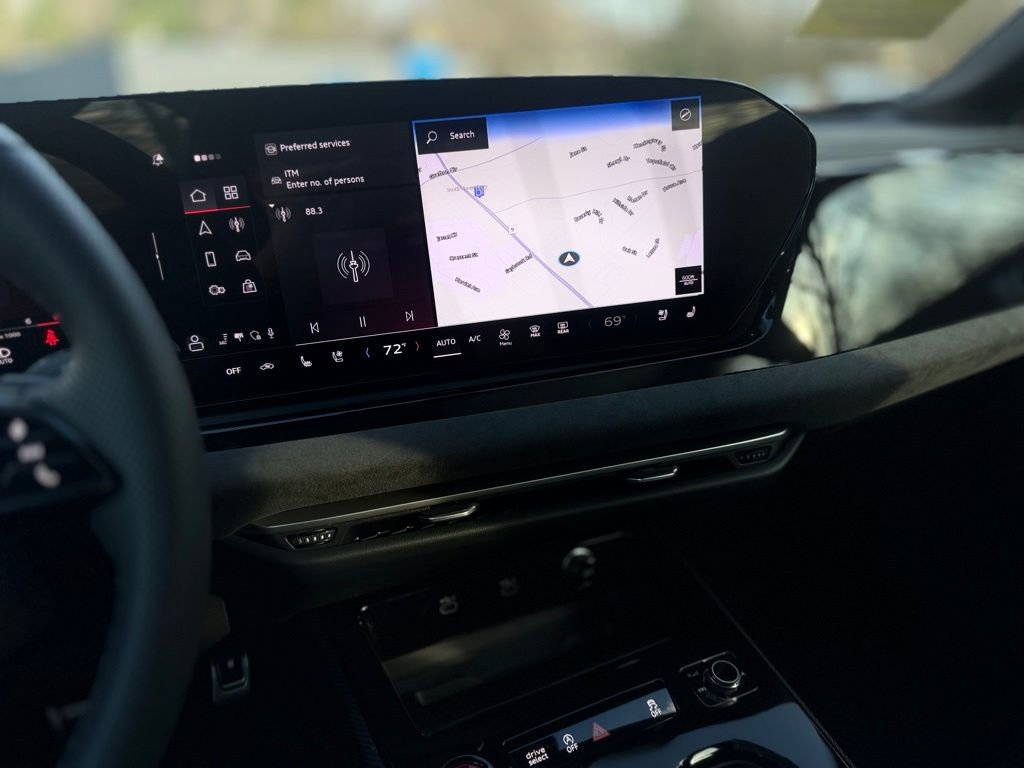 Used 2025 Audi S5 Premium Plus w/ Premium Plus Package image 17