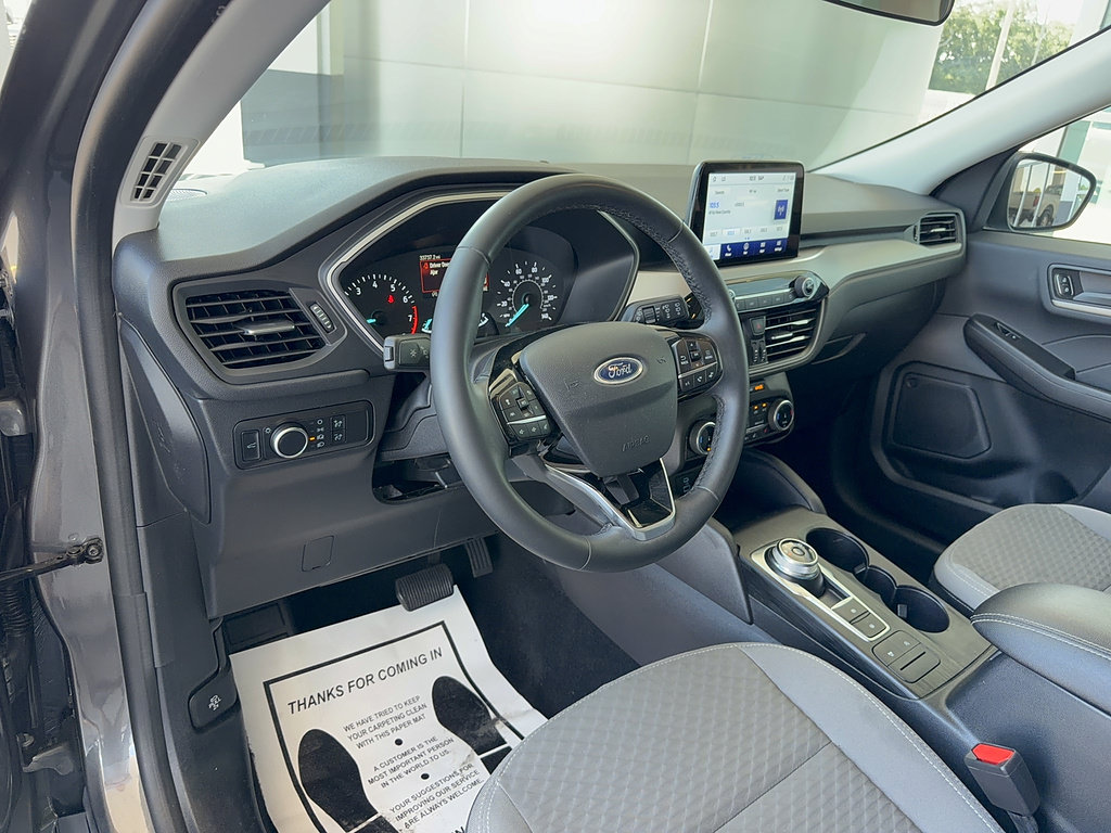 Certified 2022 Ford Escape SE w/ SE Sport Appearance Package AWD/4WD image 11