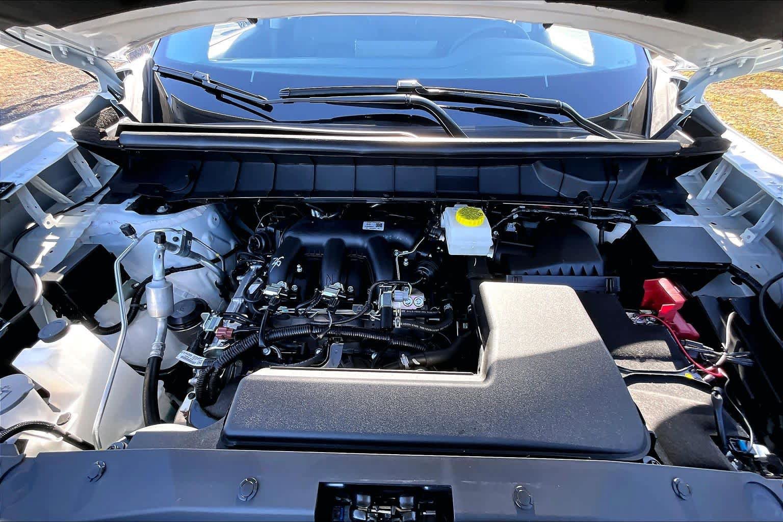 New 2026 Nissan Pathfinder SL FWD image 16