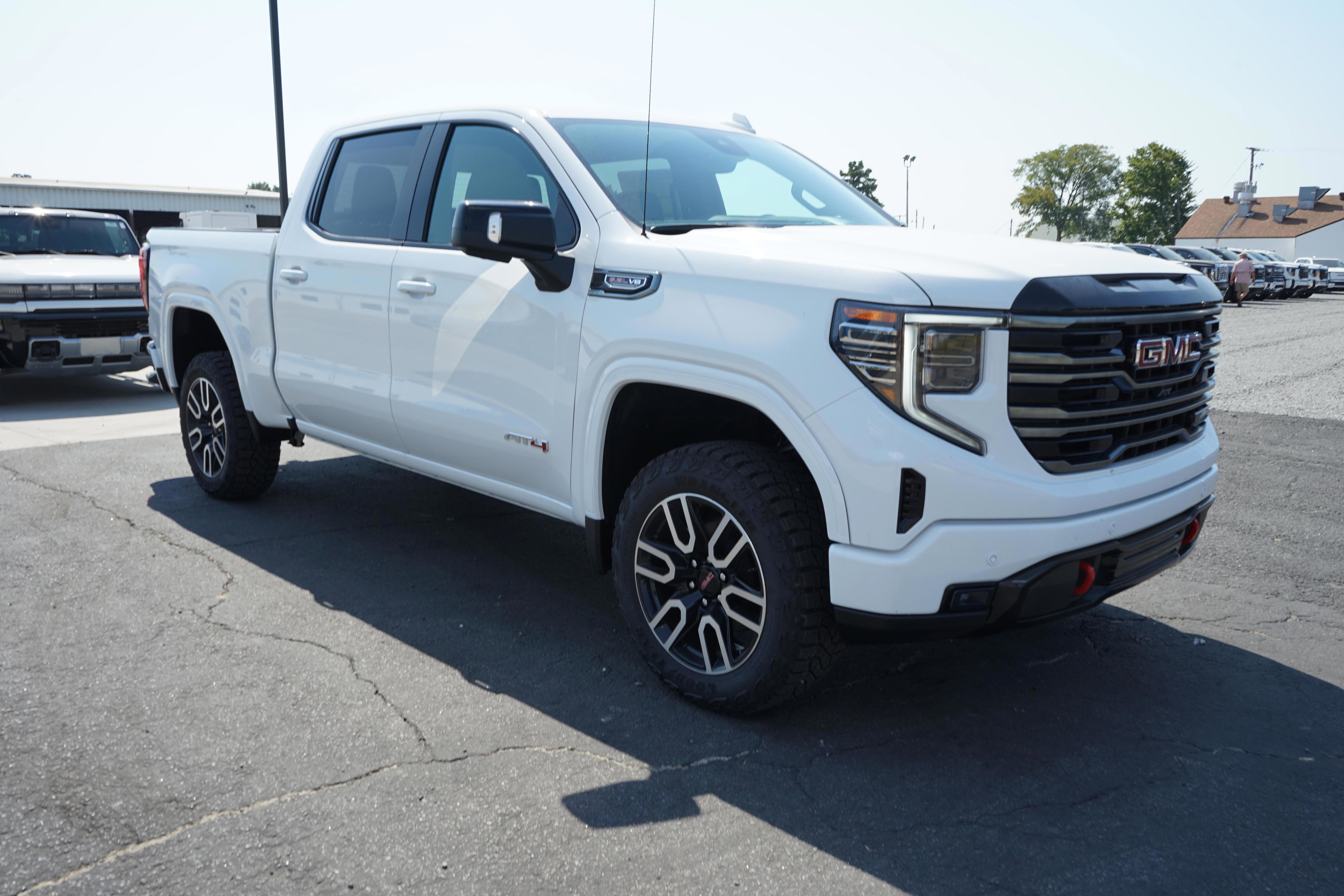 New 2026 GMC Sierra 1500 AT4 w/ Technology Package image 7