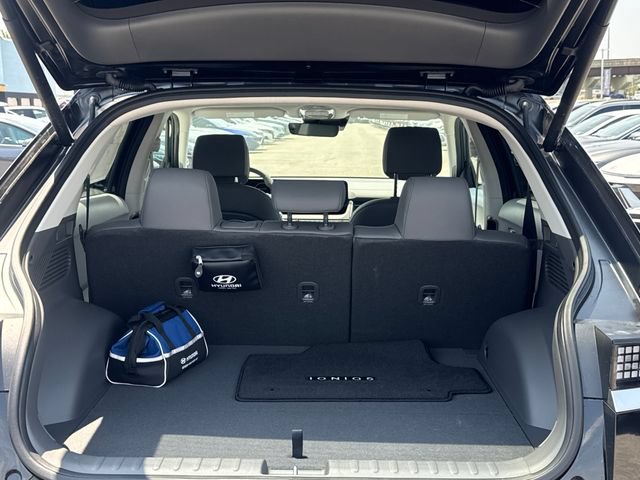 New 2026 Hyundai Ioniq 5 SEL RWD image 10