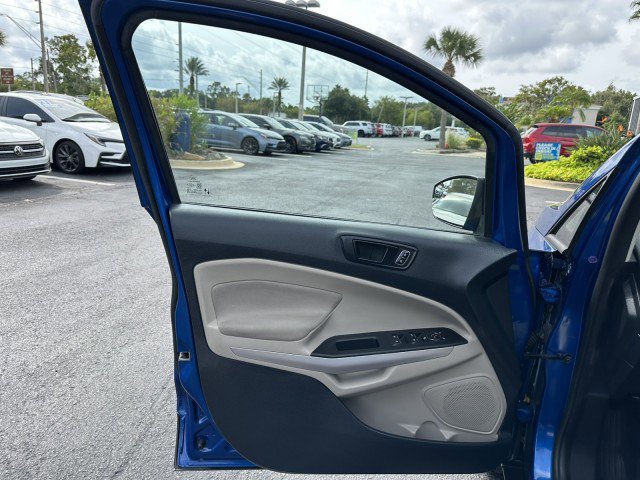 Used 2020 Ford EcoSport S image 35