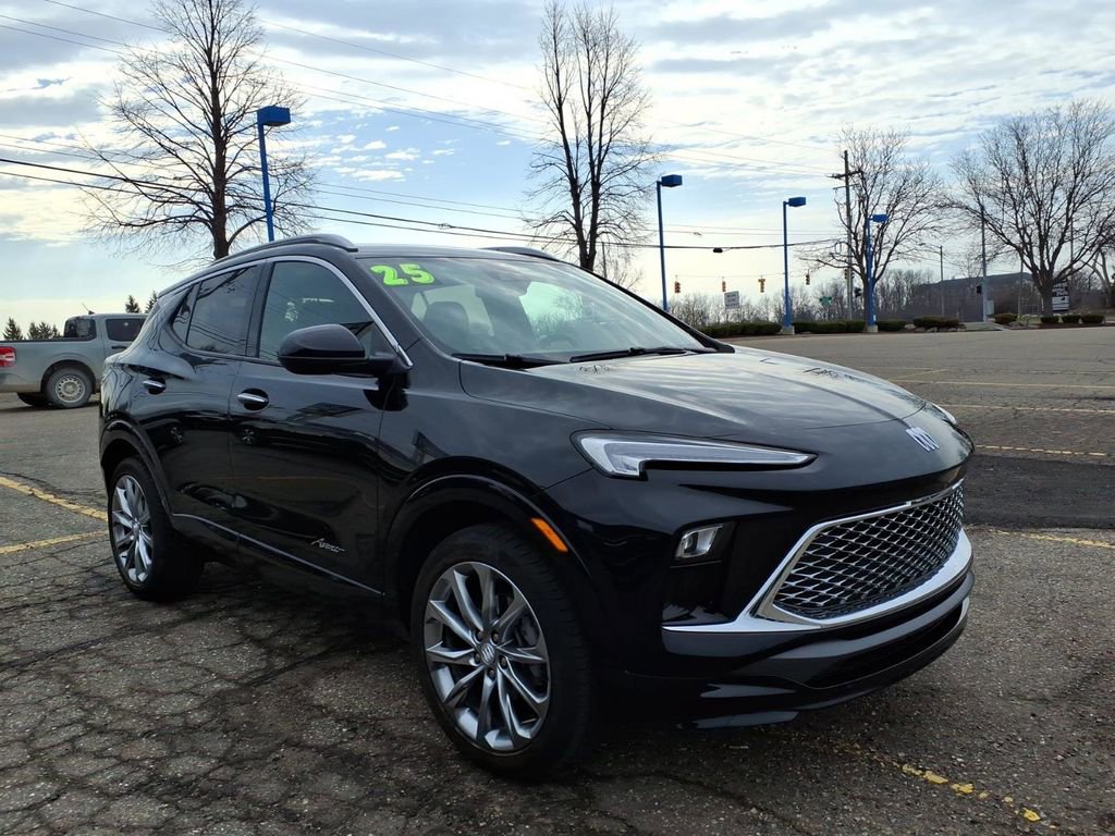 Used 2025 Buick Encore GX Avenir w/ Avenir Convenience Package image 3