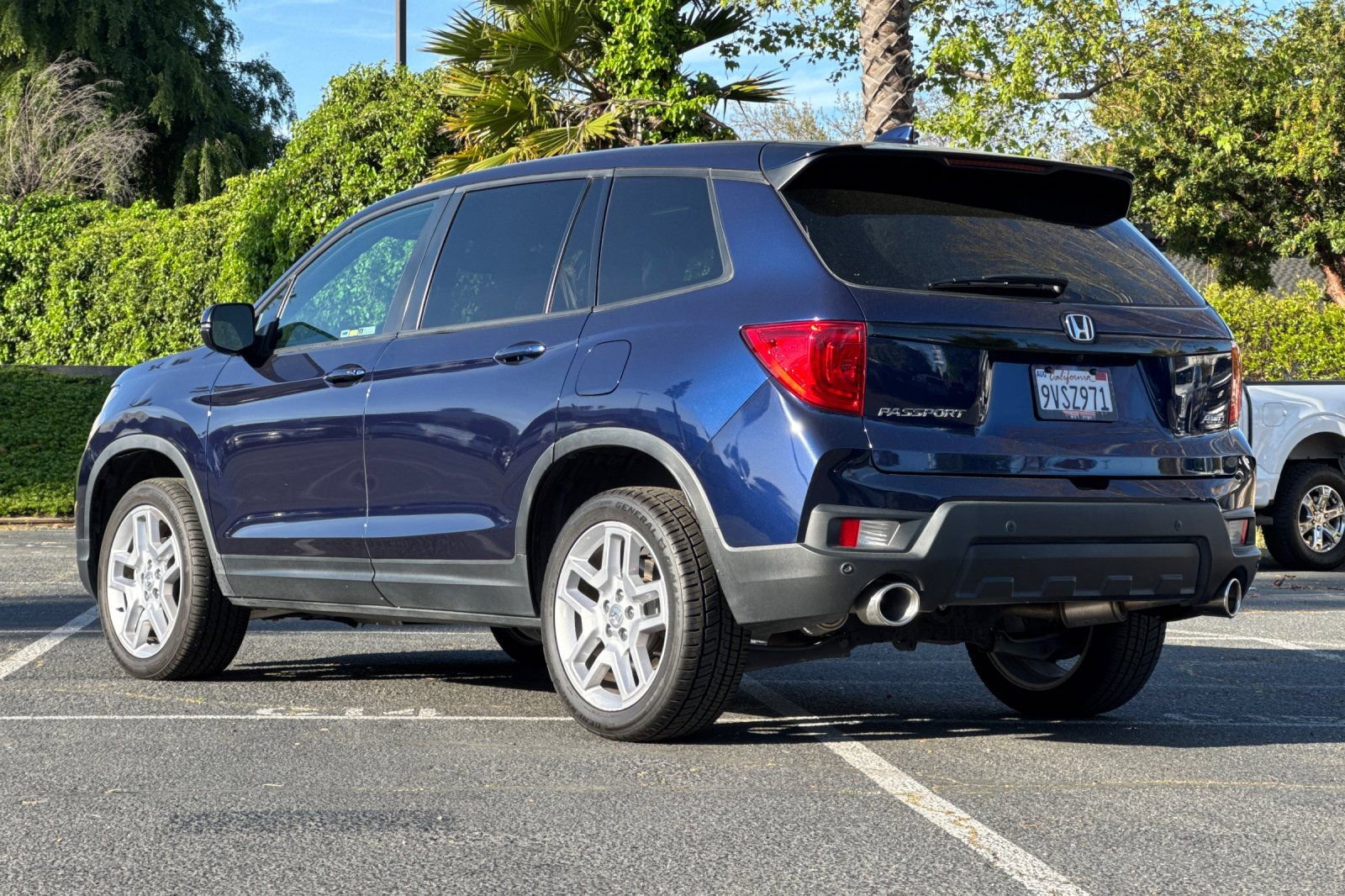 Used 2024 Honda Passport EX-L image 6