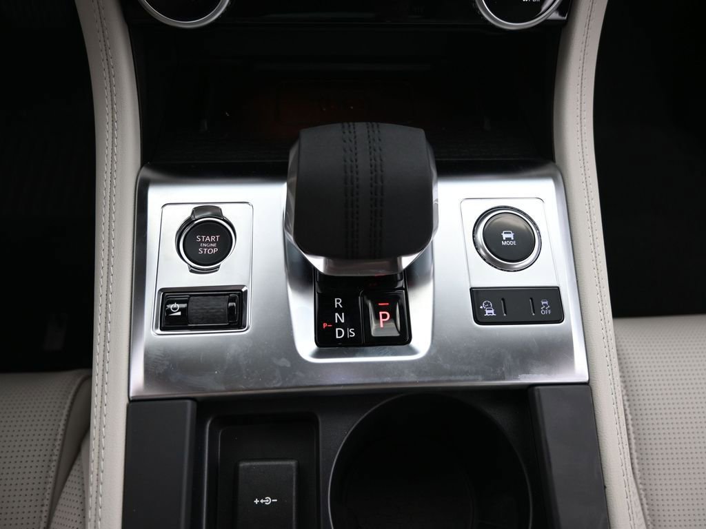 Used 2026 Jaguar F-PACE R-Dynamic S image 26