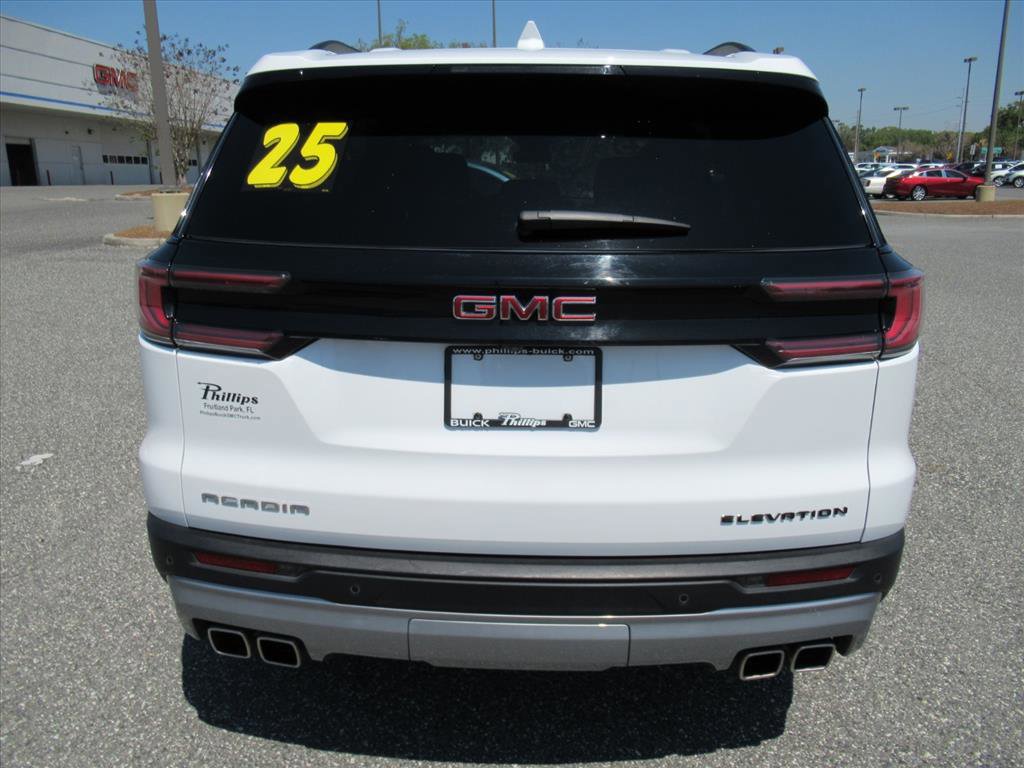 Used 2025 GMC Acadia Elevation image 6