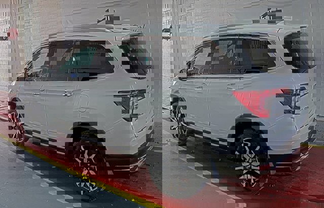 Used 2022 Honda Pilot Elite image 3